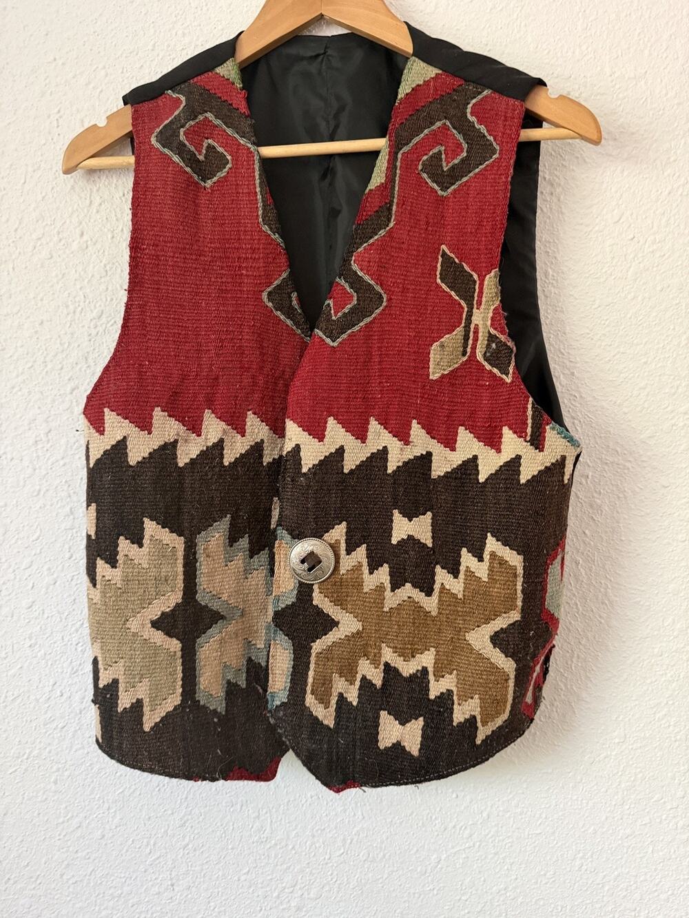 Vintage 1980’s Wool Kilim Southwest Vest with Concho Silver Tone Button Large